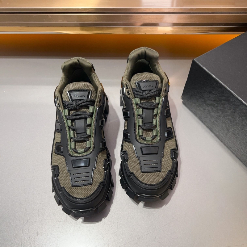 Pra*a casual shoes